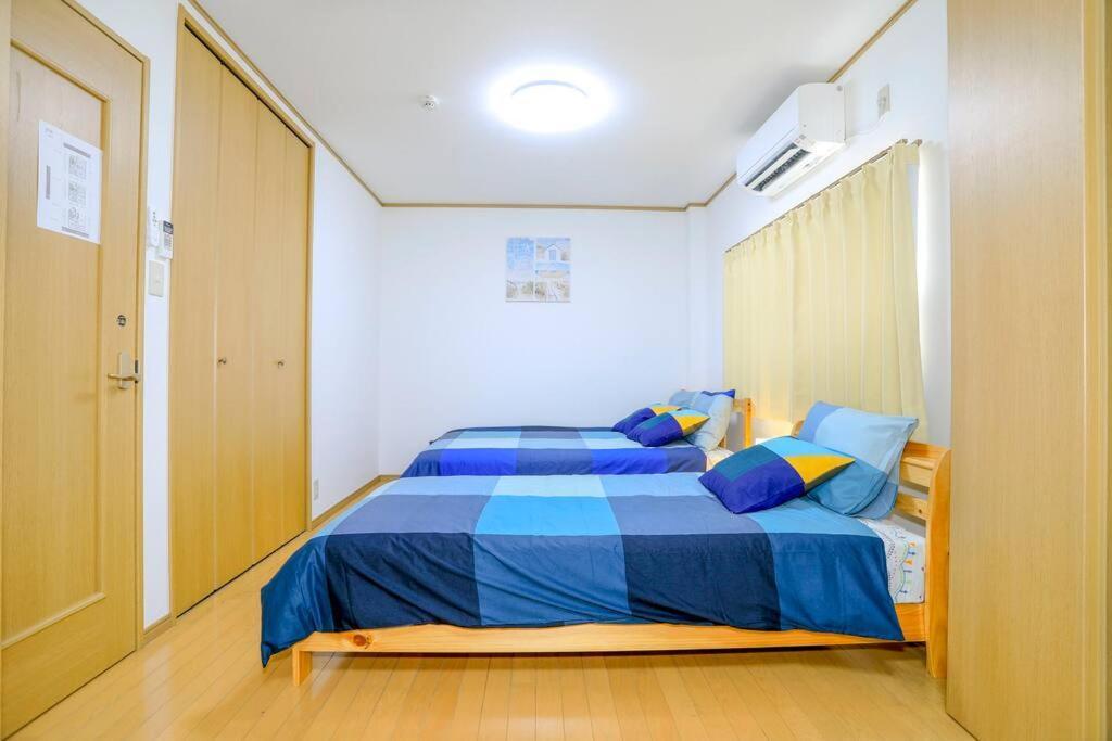 鶴橋駅徒歩2分 トイレ浴室複数あり3階建て一軒家車庫付き Διαμέρισμα Οσάκα Εξωτερικό φωτογραφία